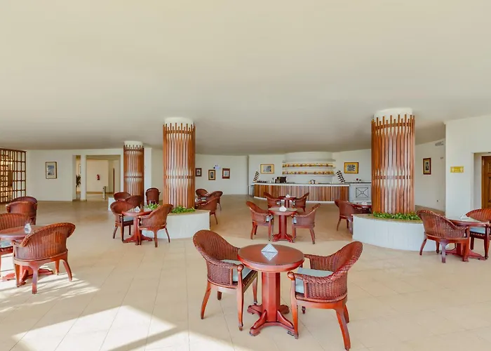 Resort Sunrise Alma Bay 4*